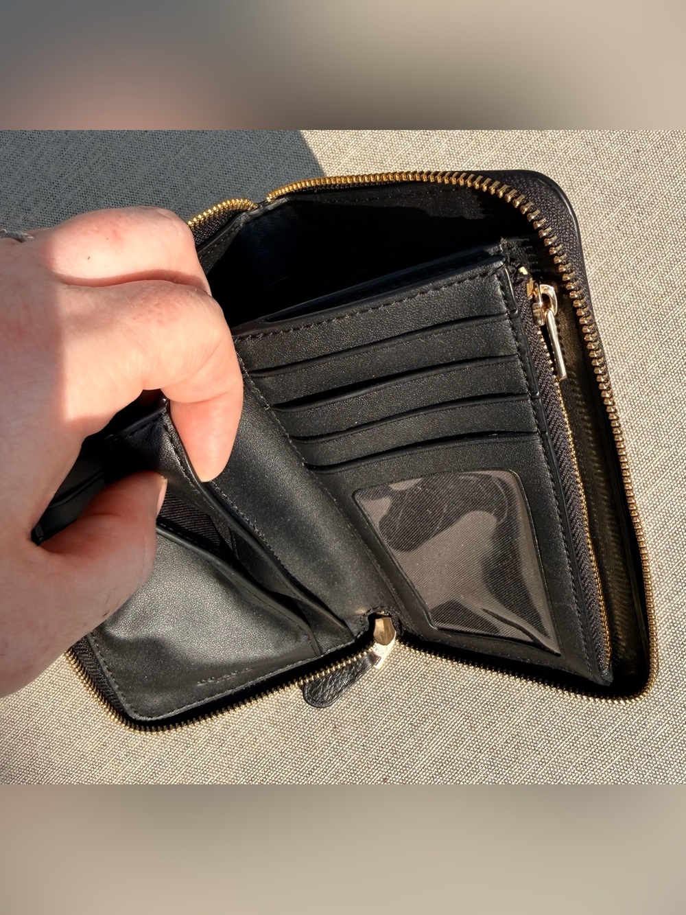 Coach Black Pebbled Leather Double Zip Wallet Gold Hardware - Picture 5 of 7